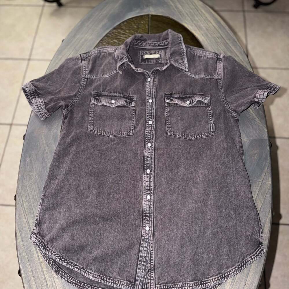 We The Free Short Sleeve Denim Button Down Size Small Black